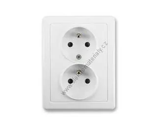 Dvojzásuvka Swing, Hnědá 